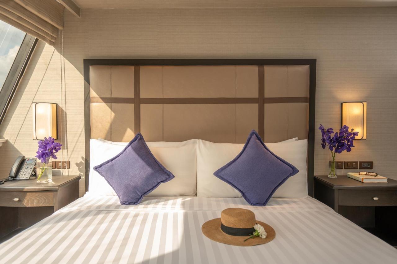 블러바드 호텔 방콕 수쿰빗 외부 사진 A bedroom at the hotel